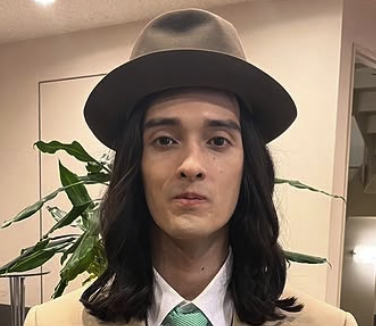 栗原類