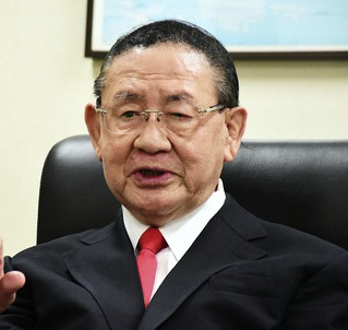 山崎拓
