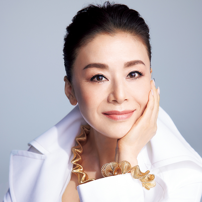 松平健さんの最初の妻だった元宝塚トップスターの大地真央さん