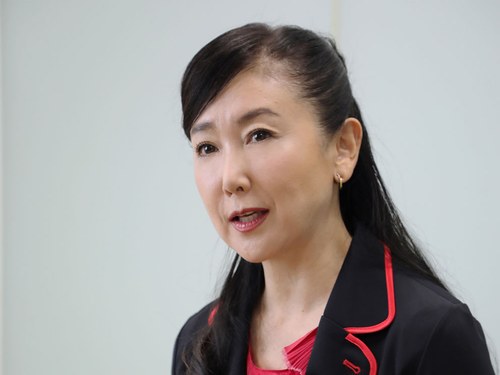社会活動について語る東ちづるさん