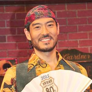 次男の髙嶋政宏